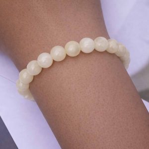 piatra-lunii-3.jpg Brățară din pietre naturale de Piatra Lunii, 8,5 mm, pe fir elastic de înaltă calitate